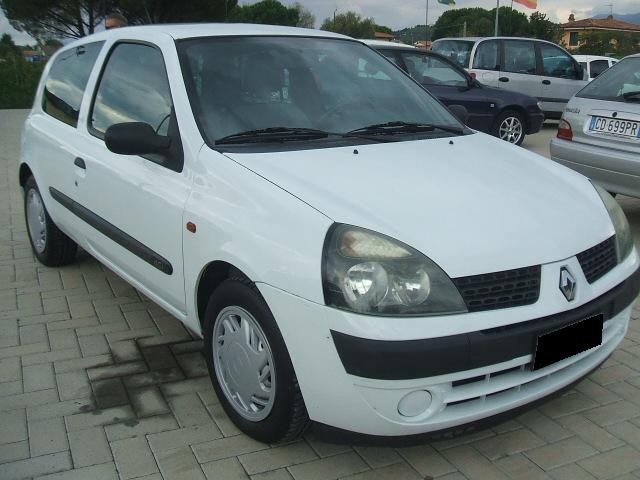  2900,00 RENAULT CLIO 1.5 TDCI VAN 2 POSTI AUTOCARRO COMPRESA IVA DETRAIBILE